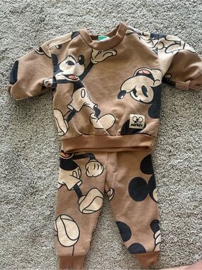 Mickey Mouse Brown Baby 6-9 months  Sweatshirt & Joggers Set